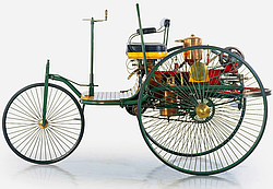 Окунёмся в историю. Как выглядел один из первых автомобилей? Motorwagen конструктора Карла Бенца.