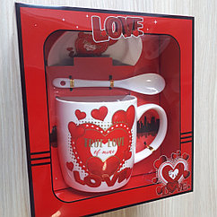 Набор посуды "True Love" 3 в 1 (Чашка + блюдце + ложечка) в подарочной коробке 16,5*18*9,6см