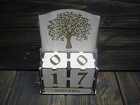 Вечный календарь "Дерево"