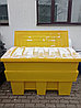 Пластиковый ящик для песка  и соли 250 л. желтый