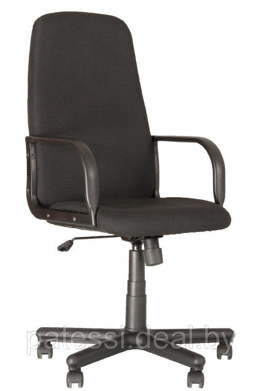 Кресло для офиса Diplomat. Обивка ткань