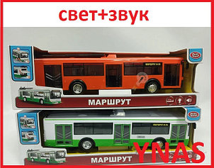 Детский игрушечный автобус со световыми и звуковыми эффектами арт. 9708 ( трамвай, троллейбус в наличии )