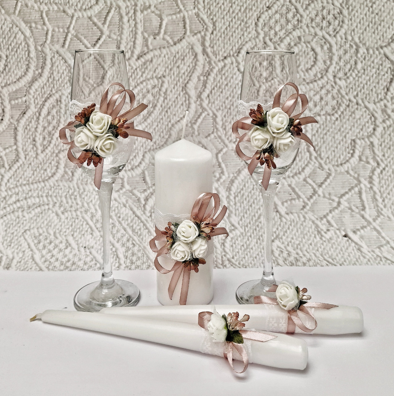 Комплект свадебных бокалов и свечей "Майский" в пудровом цвете