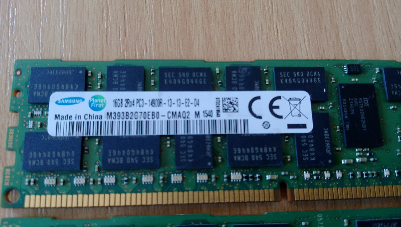 M393B2G70EB0-CMA Оперативная серверная память Samsung DDR3 16GB 2Rx4 1866Mhz ECC REG