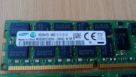 M393B2G70EB0-CMA Оперативная серверная память Samsung DDR3 16GB 2Rx4 1866Mhz ECC REG, фото 2