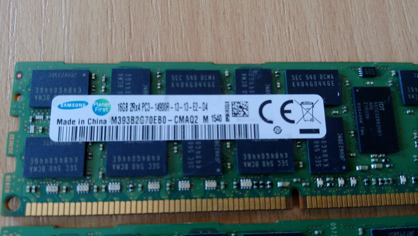 M393B2G70EB0-CMA Оперативная серверная память Samsung DDR3 16GB 2Rx4 1866Mhz ECC REG, фото 2