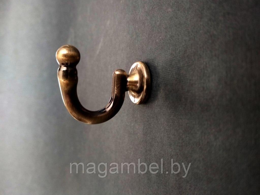 Крючок для штор стеновой цвета антик.