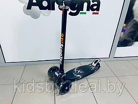 Самокат 21st scooter Maxi Scooter (светящиеся колеса) цвет черный молния рисунок new