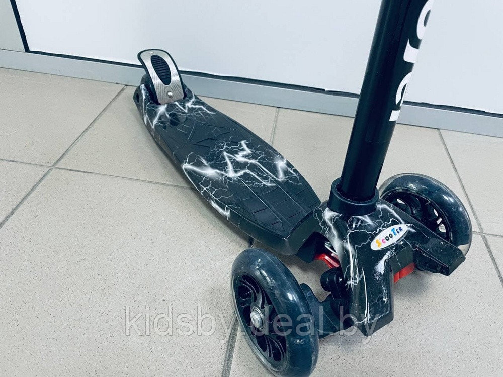 Самокат 21st scooter Maxi Scooter (светящиеся колеса) цвет черный молния рисунок new - фото 2 - id-p147099354