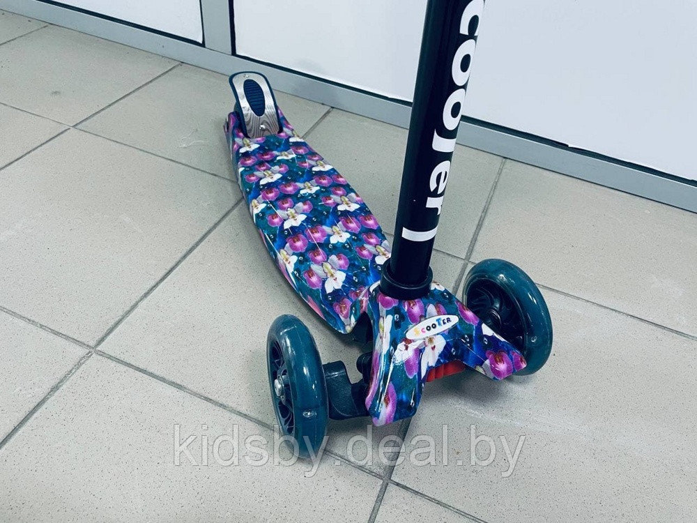 Самокат 21st scooter Maxi Scooter (светящиеся колеса) цвет фиолетовые цветы рисунок new - фото 2 - id-p147099355