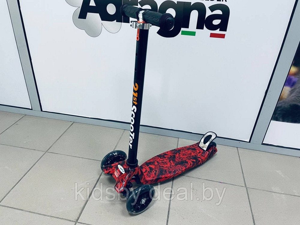 Самокат 21st scooter Maxi Scooter (светящиеся колеса) цвет красно-черный рисунок new - фото 1 - id-p147099357