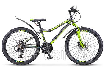 Велосипед Stels Navigator-410 MD 24" V010  (от 8 до 13 лет) черно-зеленый