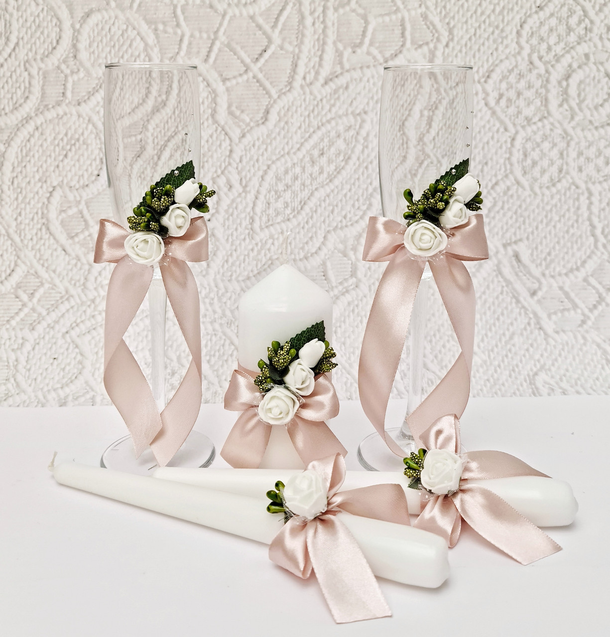 Комплект свадебных бокалов и свечей "Классика" в пудровом цвете