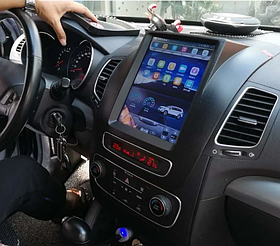 Штатная магнитола Sorento 2012–2015 ( XM, рестайл) Android 10 (для низких комплектаций)