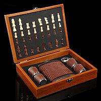 Подарочный игровой набор с фляжкой «Chess» в шкатулке