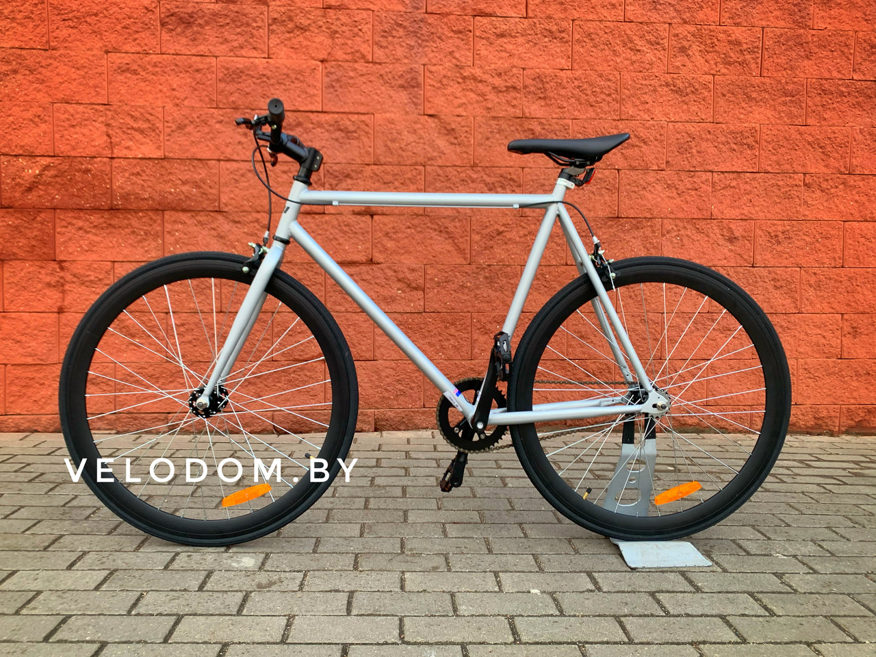 Black One Urban 700 серебристый/черный