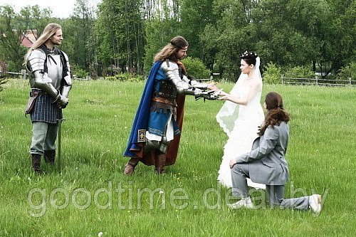 Свадьба в средневековом стиле - фото 7 - id-p2934926