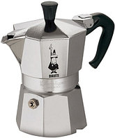 Гейзерная кофеварка Bialetti Moka Express (6 порций)