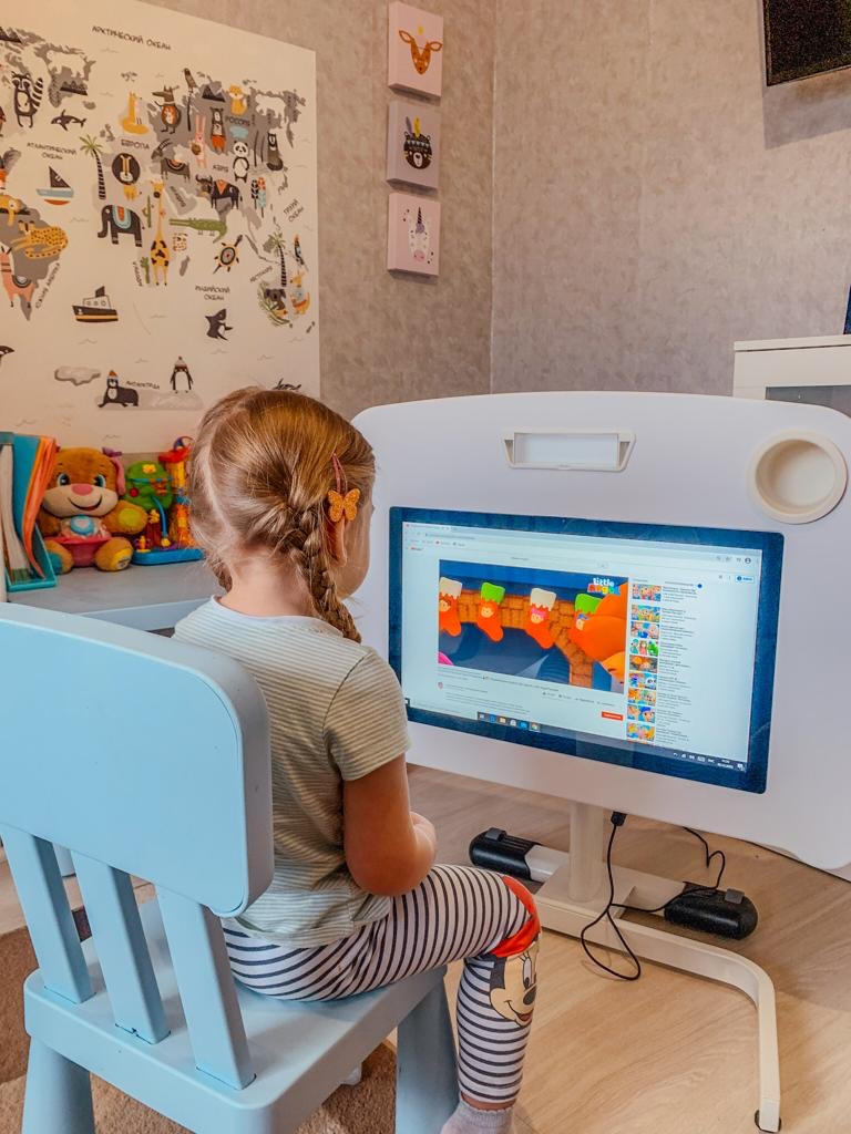 Детская интерактивная сенсорная парта/стол School от TehnoSky («Техно-Скай») - фото 4 - id-p137845849