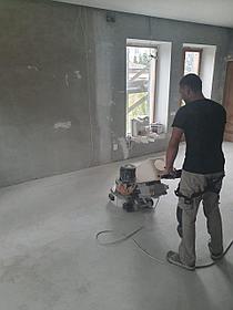 Выравнивающая шлифовка бетонного пола