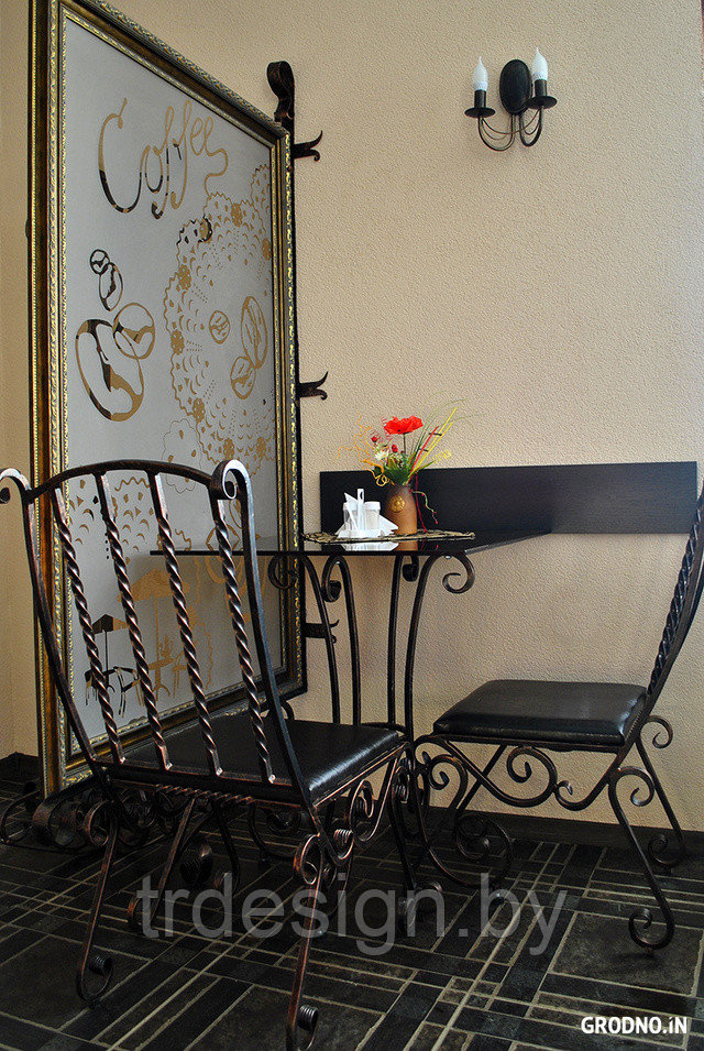 Стол обеденный (металлический ковка)