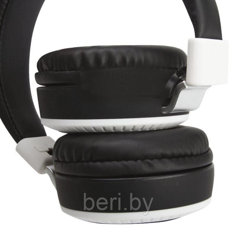 KR-3000 Наушники беспроводные, Bluetooth, Pro Gaming Headset, с подсветкой, черно-белые - фото 3 - id-p148834941