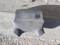 Подушка безопасности водителя Volkswagen Golf 3, фото 1