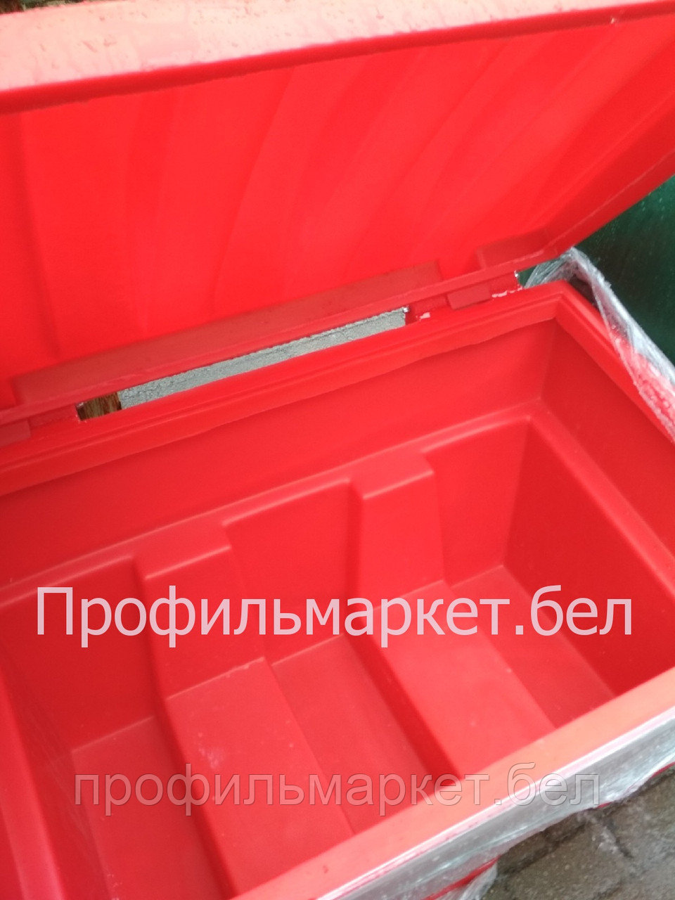 Пластиковый ящик для песка и соли 250 л. красный - фото 2 - id-p112213524
