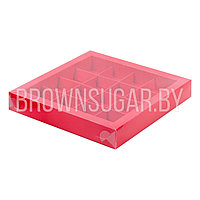 Коробка для 16 конфет Красная матовая с пластиковой крышкой (Россия, 200х200х30 мм)