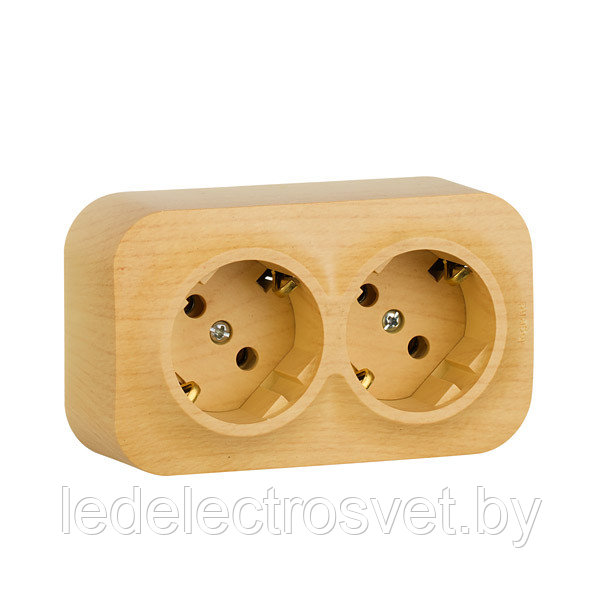 Quteo - Розетка 2x2P+E нем. стд. (дерево)