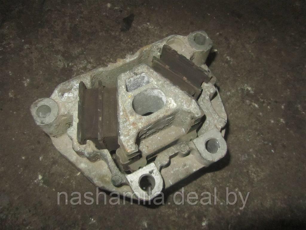 Подушка крепления двигателя Renault Midlum - фото 2 - id-p149273467