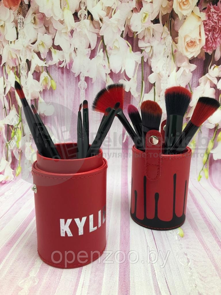 Набор кистей для макияжа в тубусе KYLIE RED/Black, RED/White 12 шт В белом тубусе с красным оформлением тубуса - фото 7 - id-p91009258