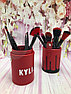 Набор кистей для макияжа в тубусе KYLIE RED/Black, RED/White 12 шт В черном тубусе  с красным оформлением, фото 7