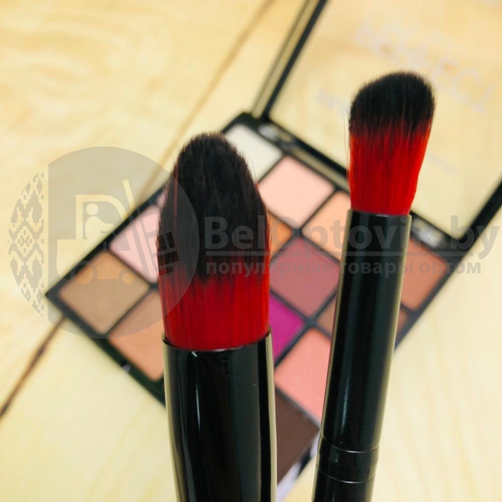 Набор кистей для макияжа в тубусе KYLIE RED/Black, RED/White 12 шт В черном тубусе с красным оформлением - фото 8 - id-p110370238