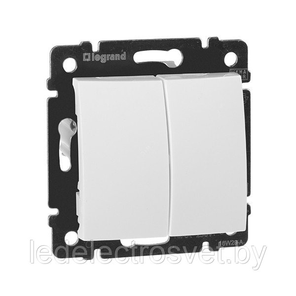 Valena - Выключатель двухклавишный, белый