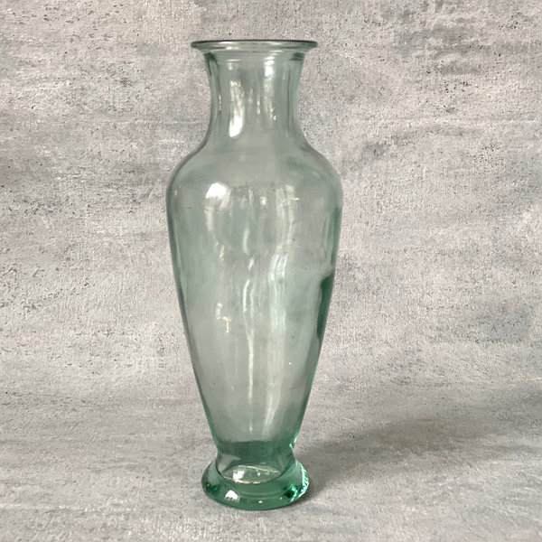Круговорот стекла — от витража до бутылки и обратно