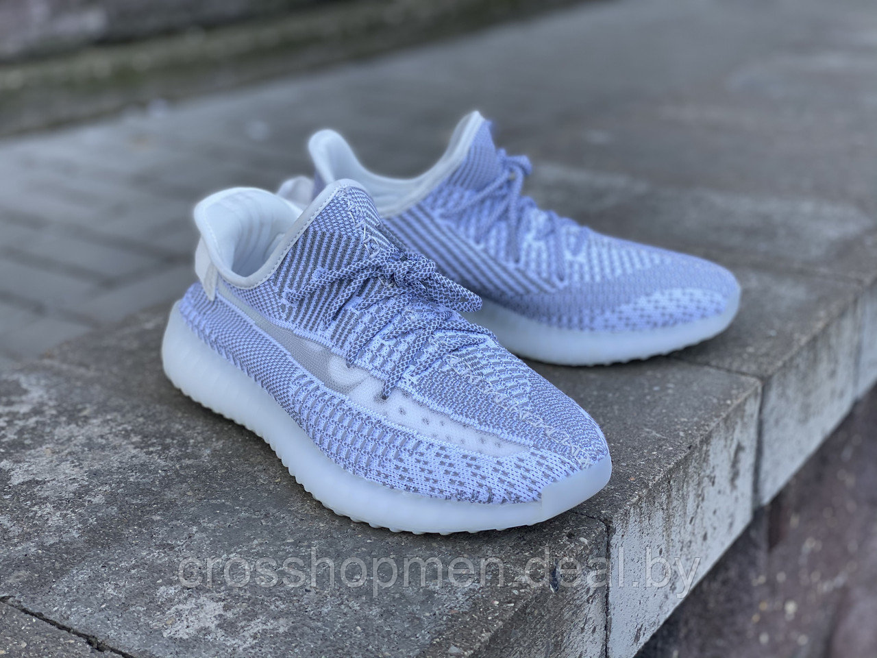 Adidas Yeezy Boost 350 V2 - фото 1 - id-p150726585