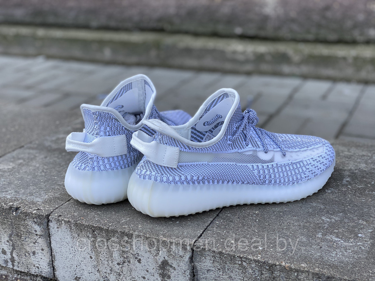 Adidas Yeezy Boost 350 V2 - фото 3 - id-p150726585