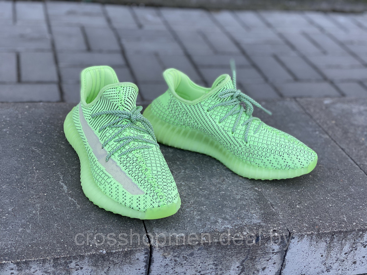 Adidas Yeezy Boost 350 V2 - фото 2 - id-p150726591