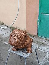Собака из бетона