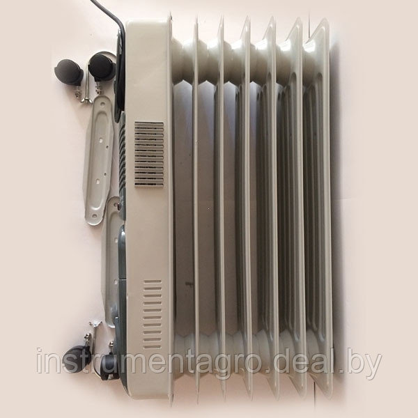 Радиатор масляный, 1900 Вт., 7 секций, 220-230В., 33*24*63 см., встроен. вентилятор - фото 1 - id-p151636516