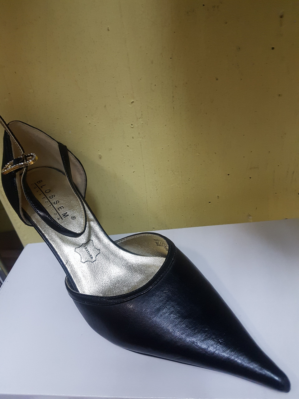 Туфли женские черные BLOSSEM - фото 1 - id-p151704510