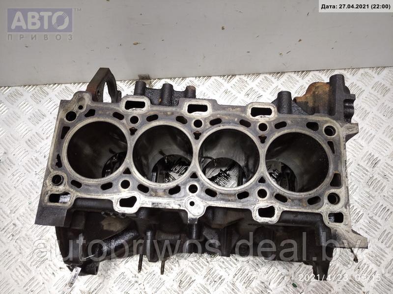 Блок цилиндров двигателя (картер) Opel Vivaro - фото 2 - id-p151720432
