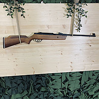 Пневматическая винтовка Hatsan Striker Alpha 4,5 мм (дерево)