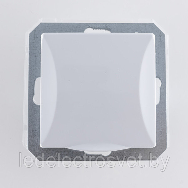 OPAL - Розетка 2P+E IP44 с крышкой, белый