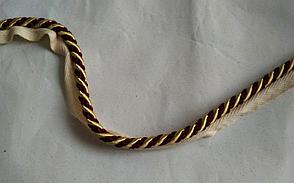 Шнур декоративный в золотисто - бордовом цвете