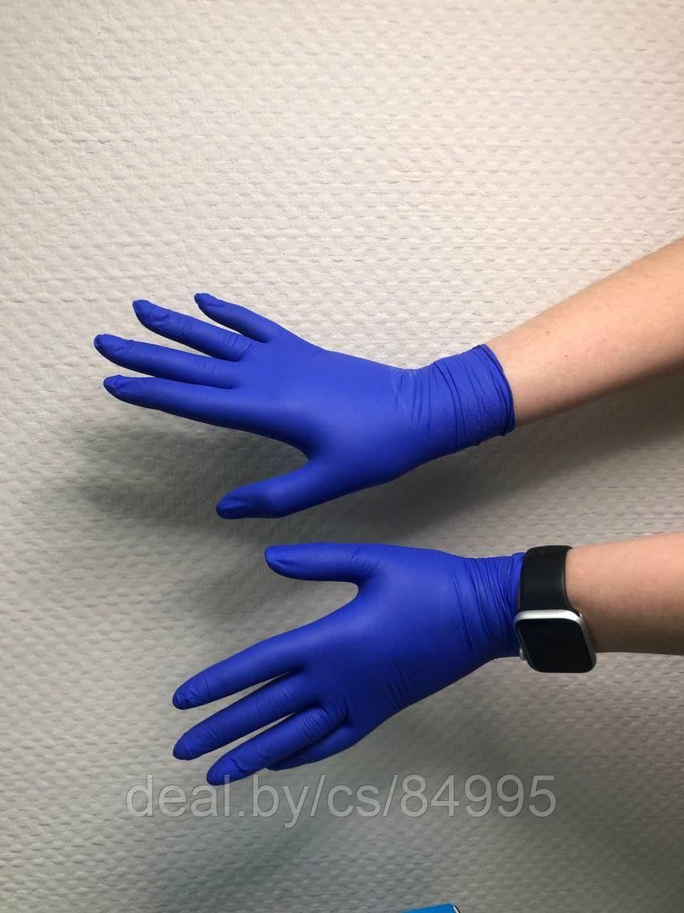 Перчатки нитриловые смотровые Kometaline (300шт) нестерильные XS, с увлажняющим эффектом