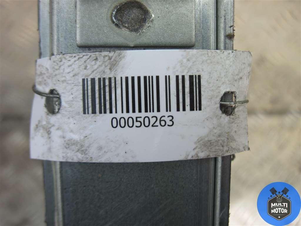 Стеклоподъемник электрический задний левый MITSUBISHI GRANDIS (2003-2011) 2.0 TDi BSY - 136 Лс 2008 г. - фото 4 - id-p152603080