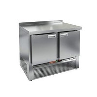 Стол холодильный с полимерным покрытием (RAL 7004) Hicold GNE 11/TN W