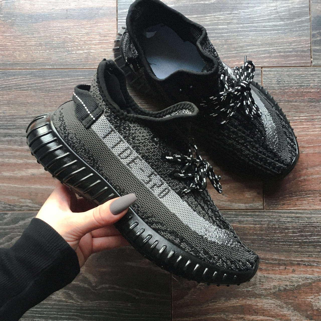 Кроссовки Adidas Yeezy Boost 350